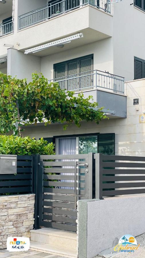 Gabrijel Apartments Makarska 1 Esterno foto
