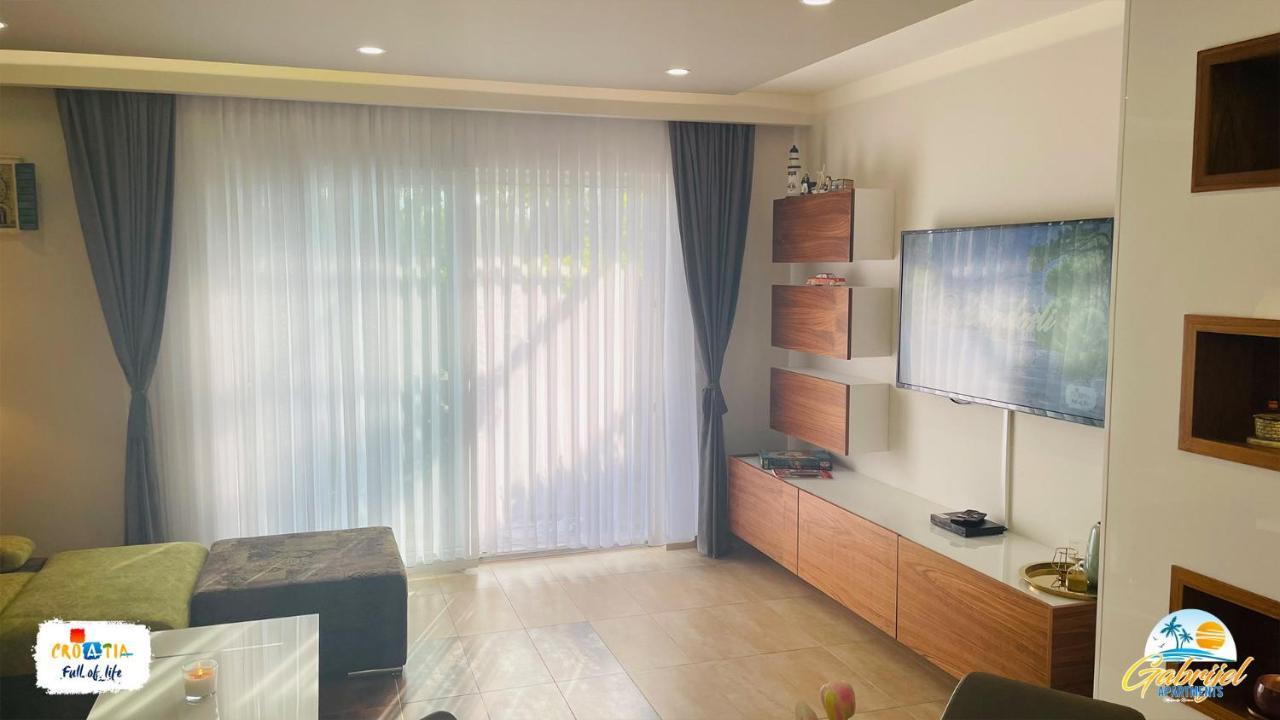 Gabrijel Apartments Makarska 1 Esterno foto